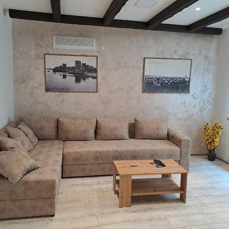 Apartman Centar Sd Smederevo Buitenkant foto